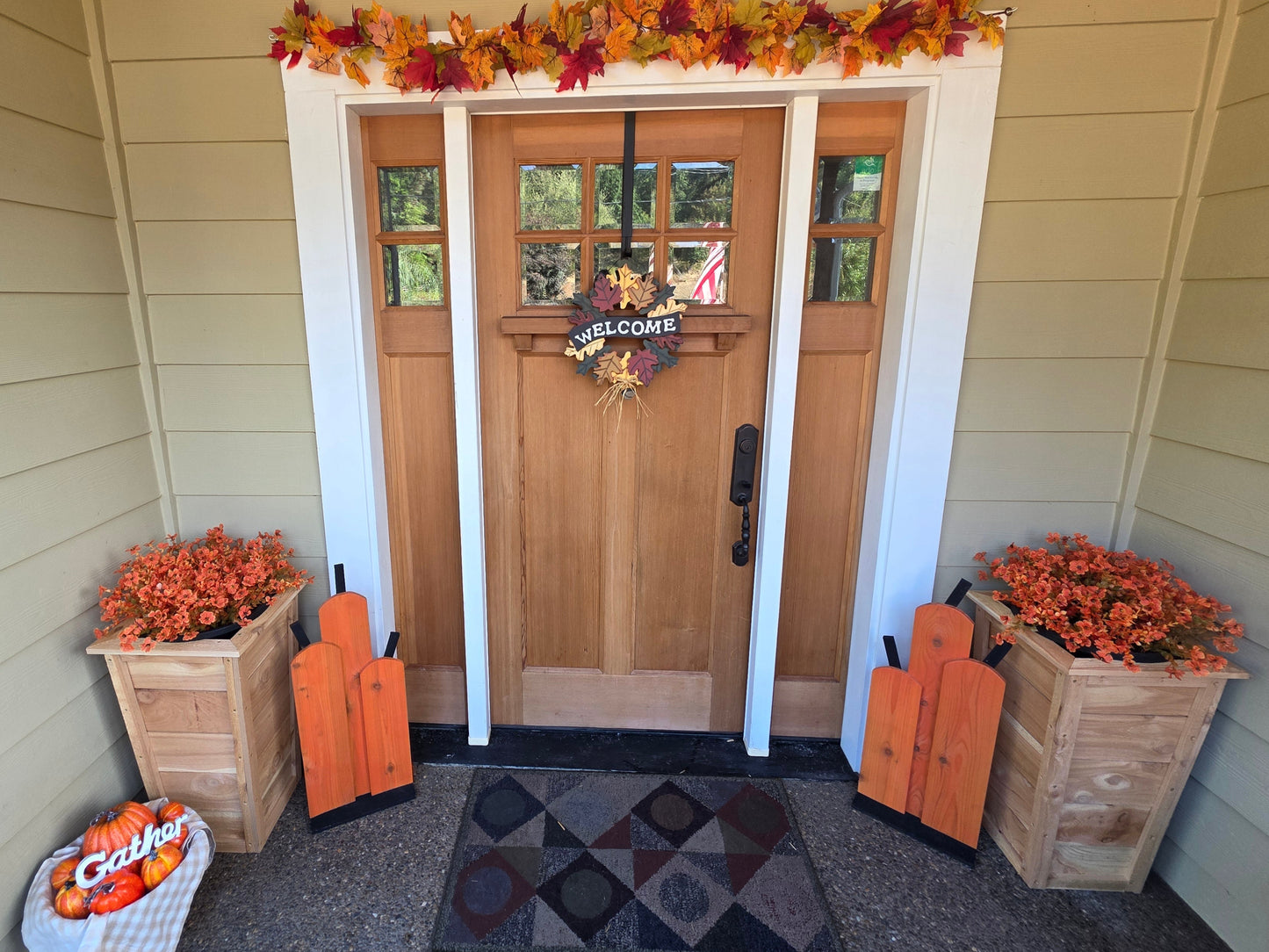 Rustic Pumpkins - Porch Sitter